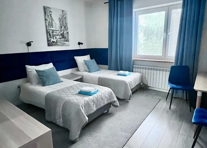 Apartamenty i pokoje z prywatną łazienką Willa Bielany Warszawa